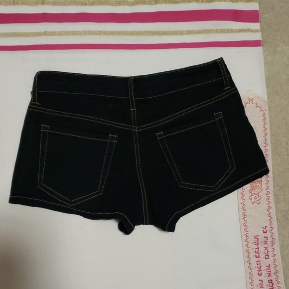 💰Forever 21 short shorts💰 - Picture 2 of 5